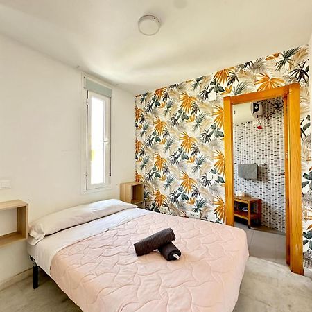Apartamentos Playa Misericordias Malaga Ngoại thất bức ảnh