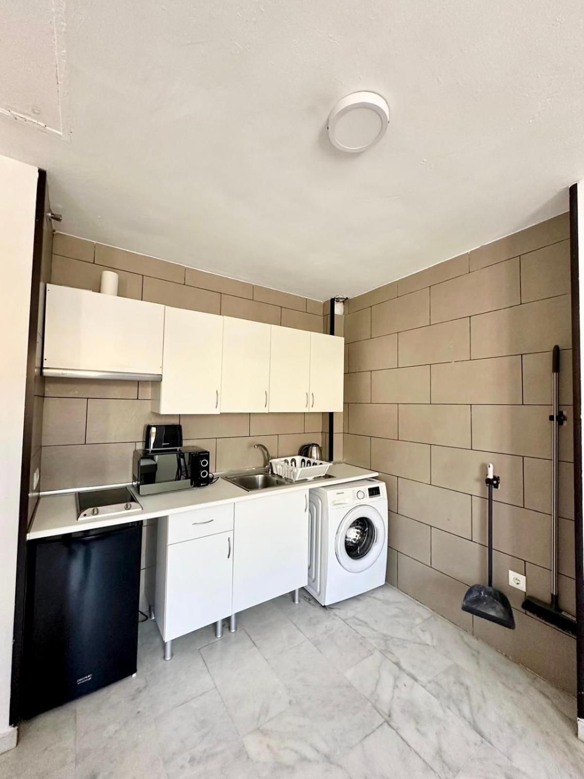 Apartamentos Playa Misericordias Malaga Ngoại thất bức ảnh